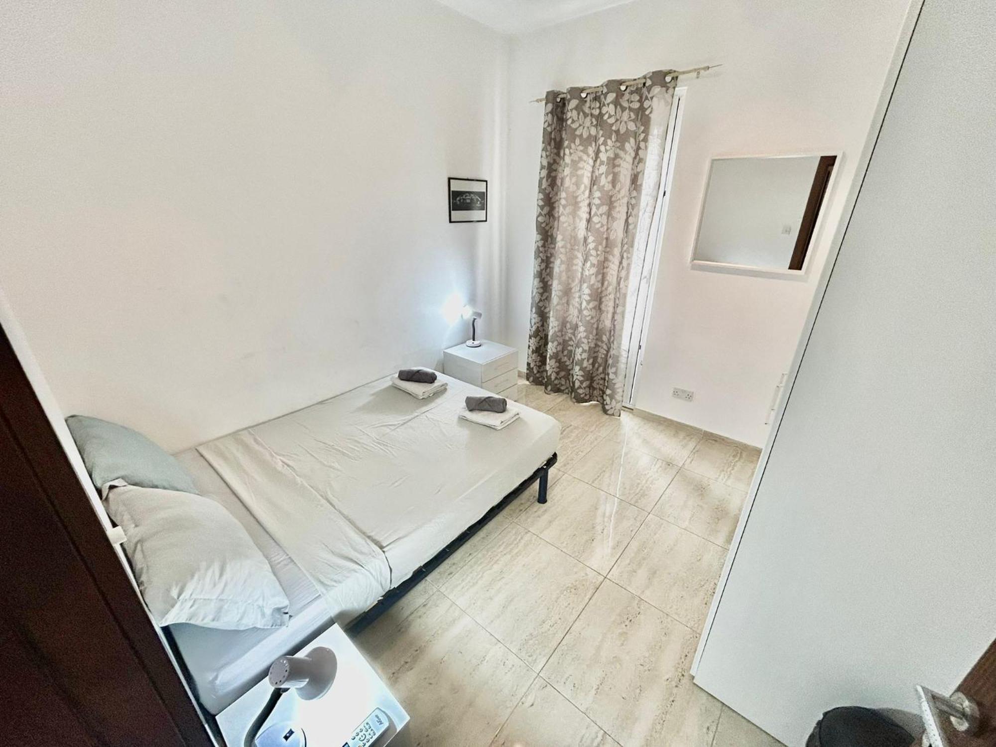 Sliema 2 Bedroom Apartment Eksteriør billede